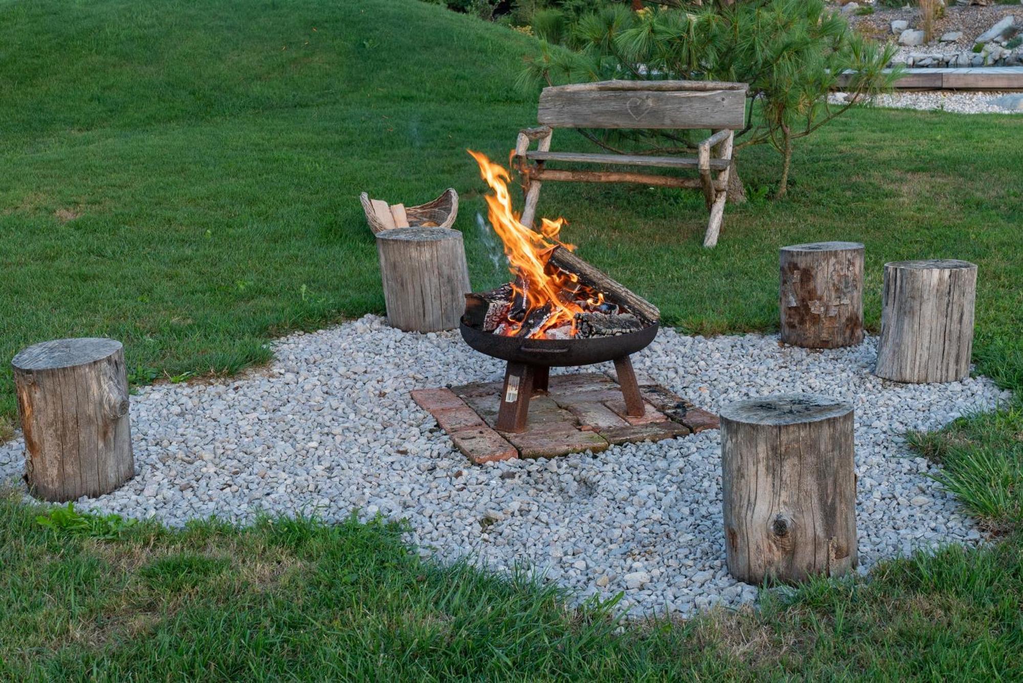 Glamping Happiness With Natural Pool Ribnica Eksteriør bilde
