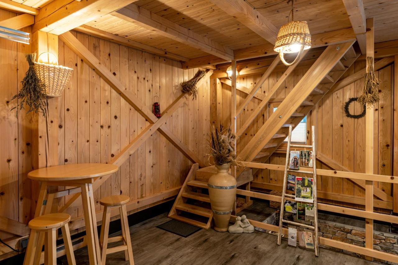 Glamping Happiness With Natural Pool Ribnica Eksteriør bilde