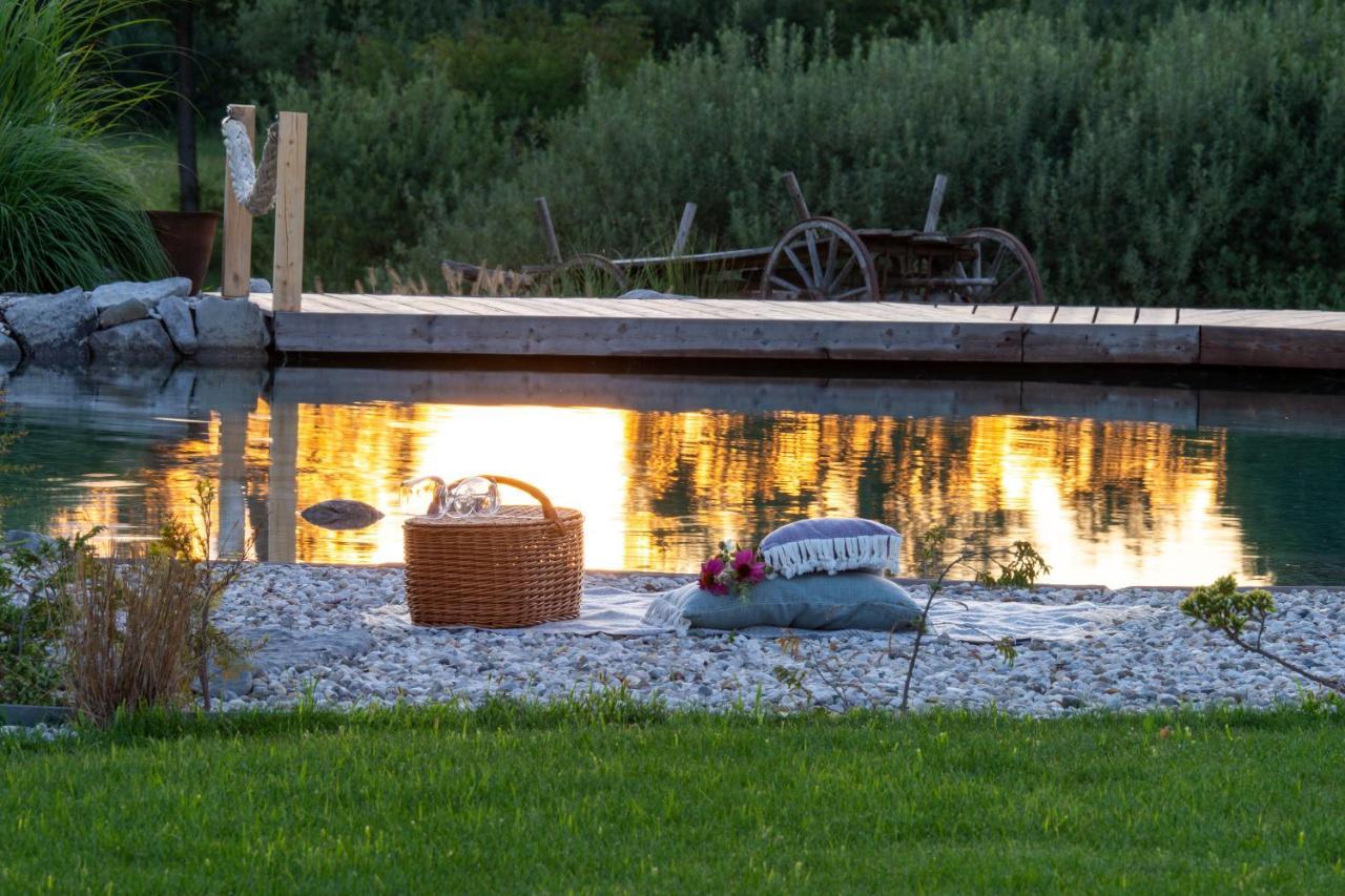 Glamping Happiness With Natural Pool Ribnica Eksteriør bilde